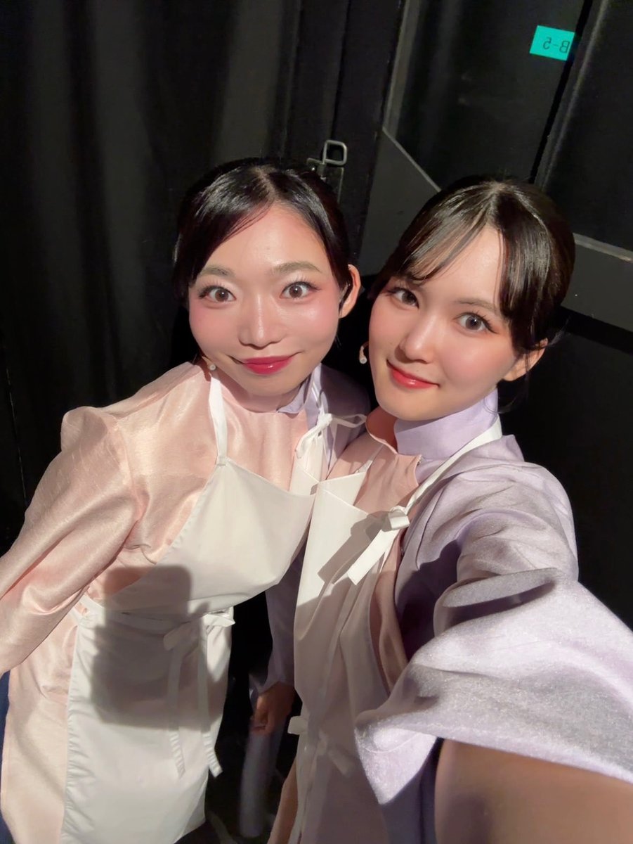 kokone_imamura's tweet photo. #アニオー姫

 本日もありがとうございました✨️

明日は、、、
12:30〜 マチネ公演
17:00〜 ソワレ公演と2公演！

お待ちしております🌙

写真は心強すぎる先輩と📷⟡.· https://t.co/FUkJLZWuBB