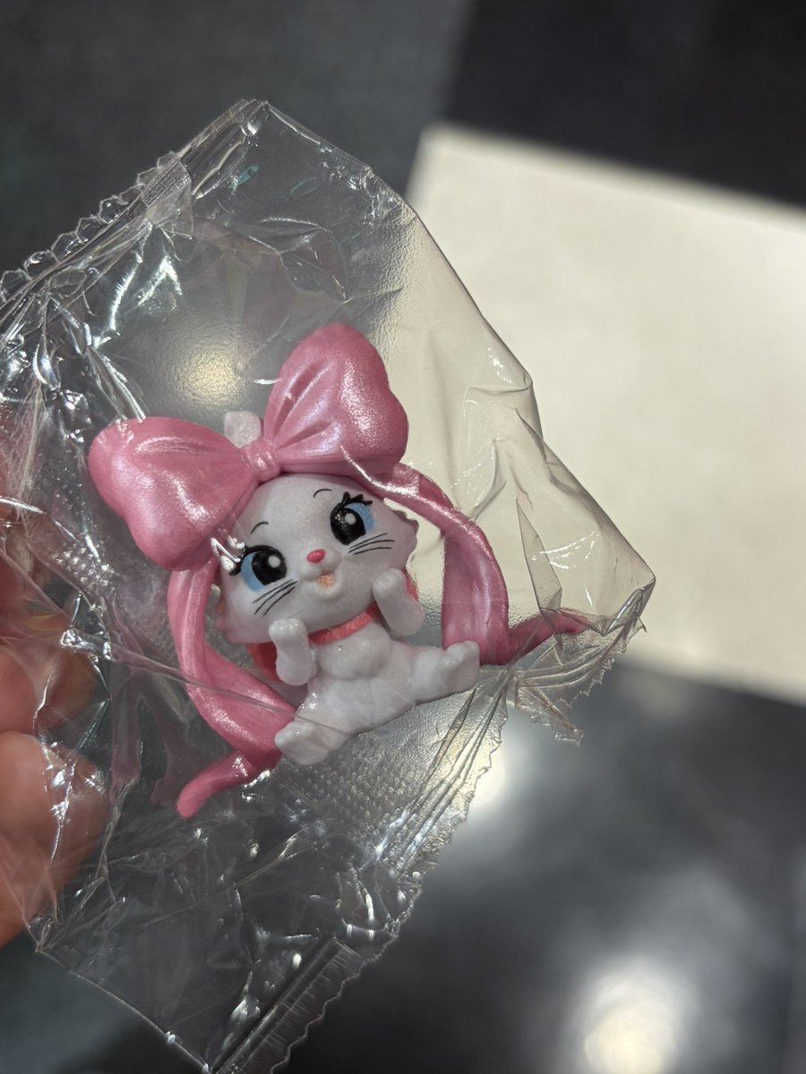 ex310846's tweet photo. 【交換】ディズニー キャラクター バレエリボンフィギュア
譲　マリー
求　スティッチ
郵送または都内手渡しでのお取引です。
20時頃までであれば本日池袋手渡しも可能です。
検索からでもお気軽にお声掛けください。 https://t.co/65MeLHyEW9
