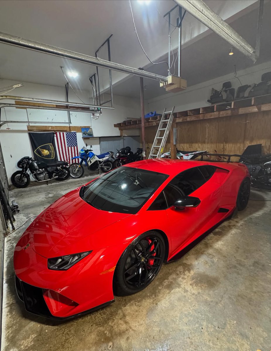 stevebrook85690's tweet photo. Stage 1 for this Lamborghini Huracan https://t.co/3ApFsBX2bT