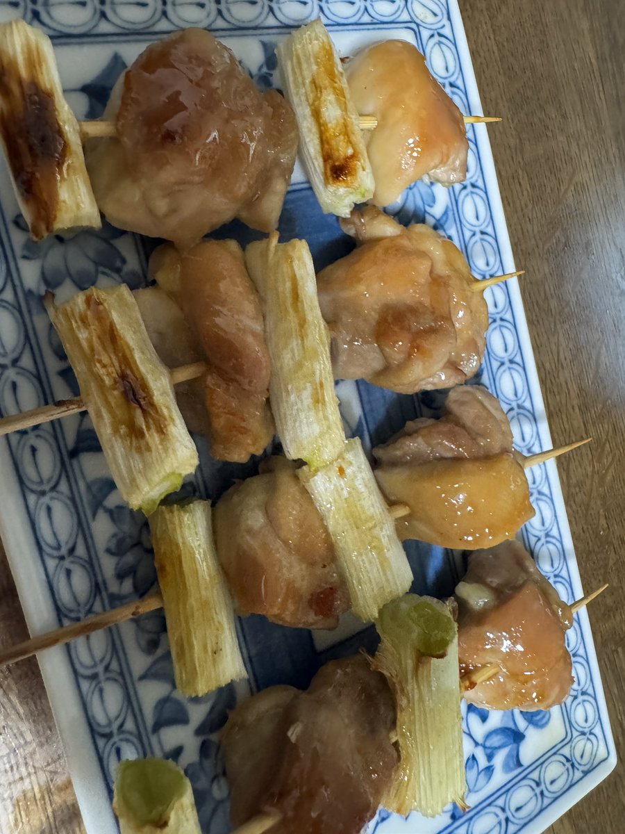 noribento1113's tweet photo. 焼き鳥完成！
自作タレめちゃ美味い！
タマリと水飴が効いたな。
そして禁酒8日目も成功♪
#おうちごはん https://t.co/nG3vWiCXZP