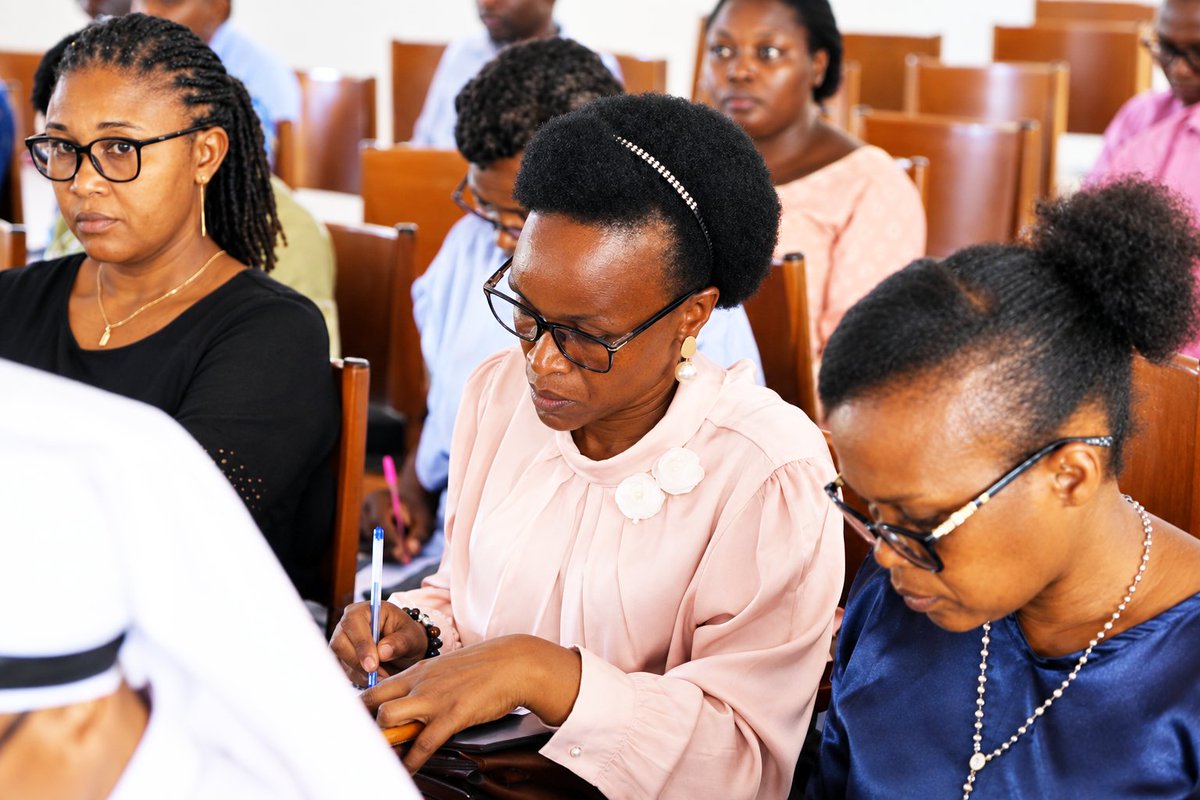 EcoleSSJT's tweet photo. Ku wa 13 Nzeri 2026, muri Ecole Secondaire Saint Joseph le Travailleur (ESSJT), habereye umwiherero wahuje abarezi bo mu bigo bya Paroisse Ste Famille aribyo Ecole Secondaire Saint Joseph le Travailleur , E.P Gatsata Catholic, GS Ste Famille na Ste Dominique (Nursery). https://t.co/KIiKFTZTbJ