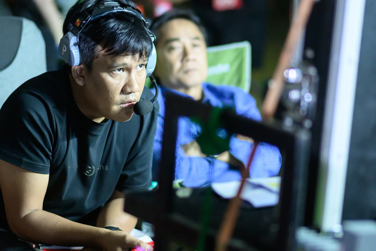 TheRTOnline's tweet photo. “ทั้งกลม” ปล่อยภาพเบื้องหลังสุดหลอน “ทราย เจริญปุระ” แปลงโฉมสะพรึง ก่อนเข้าฉาย 12 พ.ย.นี้

https://t.co/XTk8zq5n6k 

#ทั้งกลม  #TANGGLOM #ทรายเ���ริญปุระ https://t.co/wU259jCxTe