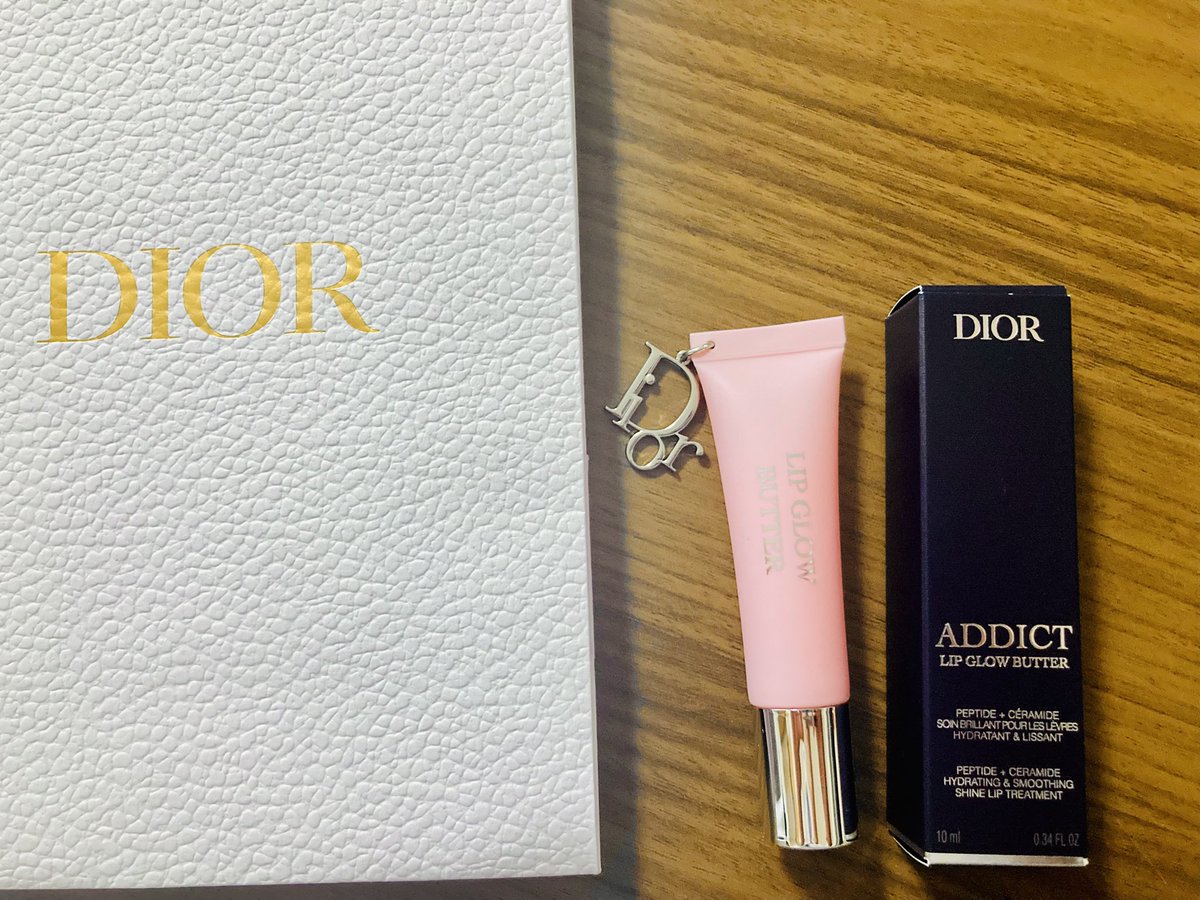 Mayanuet's tweet photo. 【DIOR ADDICT LIP GLOW BUTTER】
・101グレイズドピンク(リップグロス)

もっちりちゅるちゅる✨
うるうるになるよ〜♡ https://t.co/J0XlNzooTH