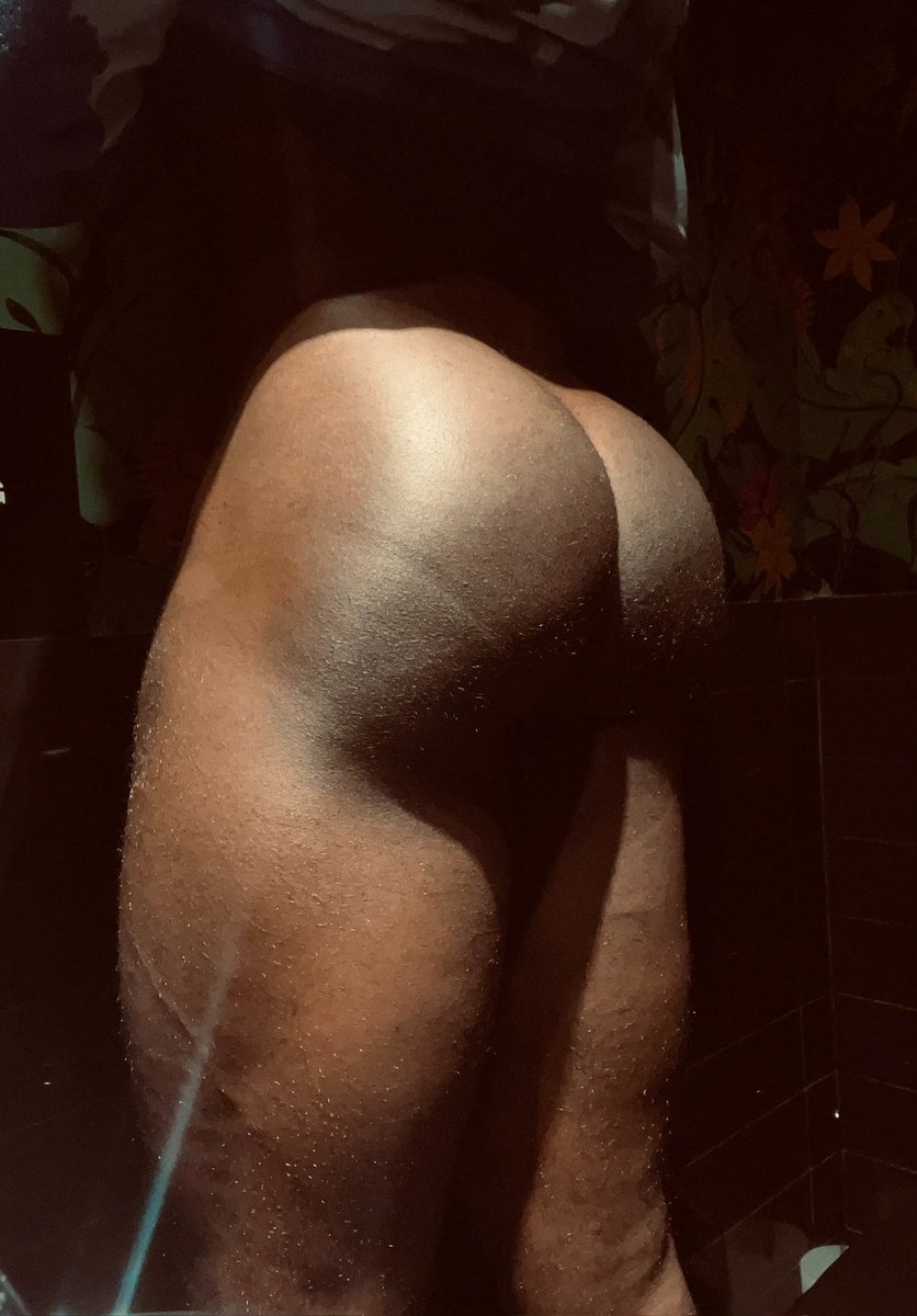 itsavibepromo's tweet photo. If yo ass fat lemme eat it 🍑😜 https://t.co/c1QwU5yMZ5