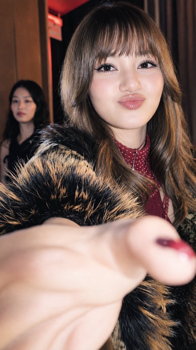 LISANATIONS_'s tweet photo. #LISA — “SaWaDiKa” on Billboard and other notable charts (so far):

#69 Billboard Hot 100 
#70 Billboard Canadian Hot 100 
#66 Official UK Singles (Official Charts)
#20 UK Hip Hop/R&B (Official Charts)
#76 Australia (ARIA)
#6 China (TME Korean)
#123 France (SNEP)
#5 New Zealand Hot Singles (RMNZ)
#70 South Korea Download (Circle)
#2 Singapore (RIAS)
#1 Thailand (Billboard)
#3 Singapore (Billboard)
#4 Taiwan (Billboard)
#9 Malaysia (Billboard)
#14 Hong Kong (Billboard)

#LISA_SaWaDiKa @wearelloud