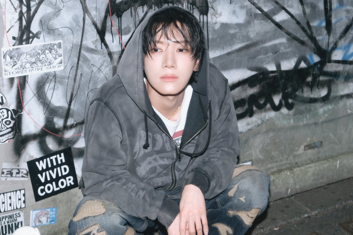 TEN_offcl's tweet photo. https://t.co/uuDbk5lCAu