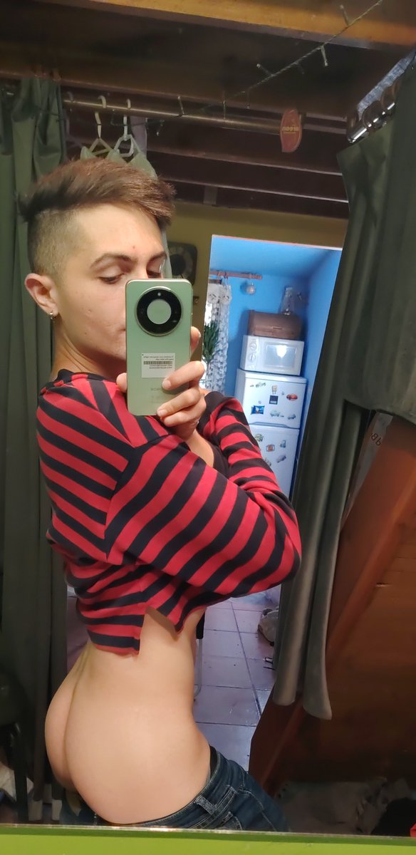 theotherboy999's tweet photo. https://t.co/hbn0MmqJpE