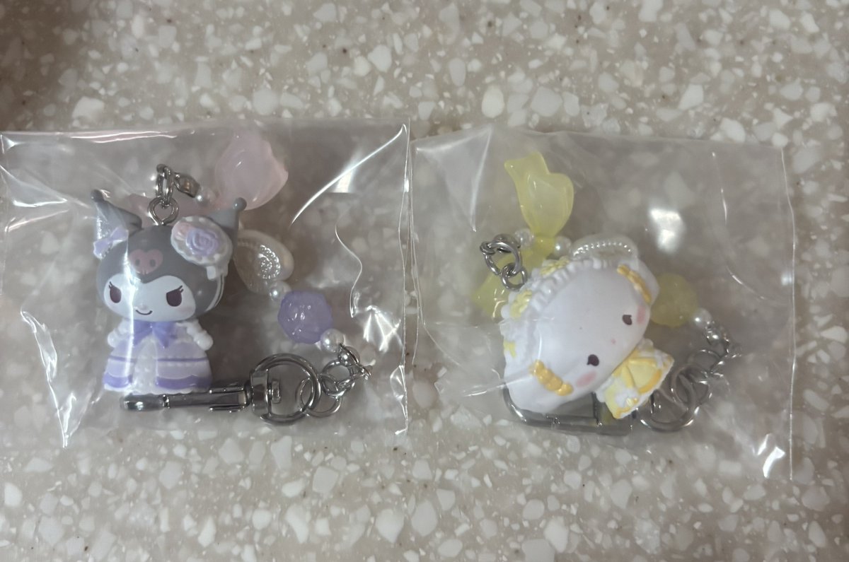 W0O6u's tweet photo. サンリオ メルヘンパーティー シークレットキーホルダー 交換

【譲】こぎみゅん、クロミ
【求】マイスウィートピアノ>>マイメロディ

都内手渡し、郵送

お気軽にお声掛け宜しくお願い致します🎀 https://t.co/mtiL7ANmgt
