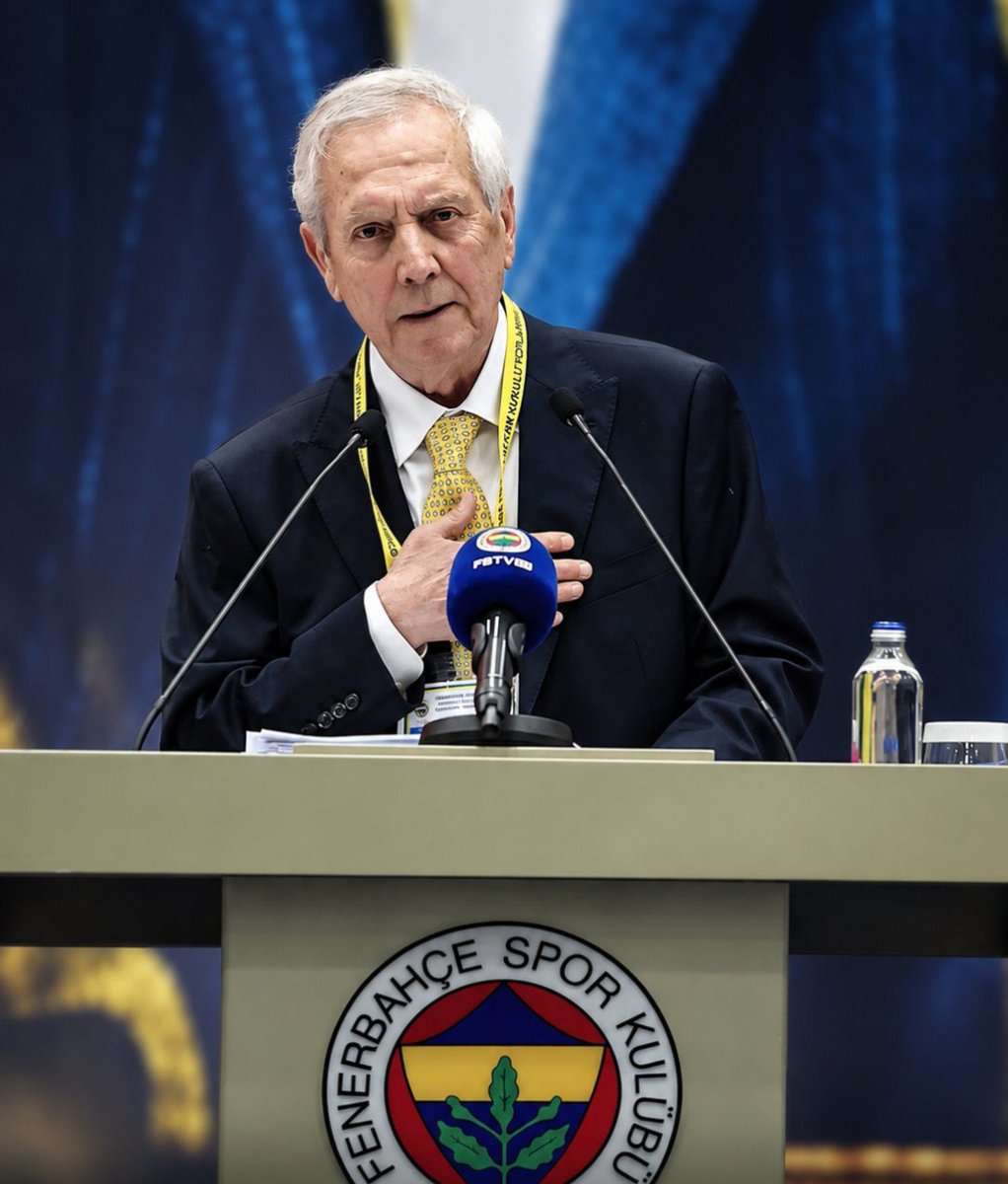 luganoburak's tweet photo. Vallahi sana güveniyorum billahi sana güveniyorum. Çünkü senin yapamadığın yerde başkasının yapamayacağını biliyorum. 

Muhtaç olduğun kudret, damarlarındaki asil kanda, mevcuttur! Titre ve özüne dön sayın efsane! 👏 https://t.co/WGHuy3Hsod