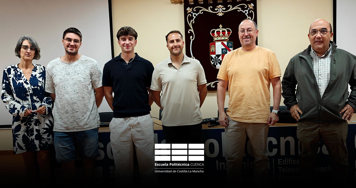 politecnicacu's tweet photo. 🎓 12 TFG, 12 nuevos titulados en Telecomunicación.
IA, ciberseguridad, LoRa, salud, radiofrecuencia, gemelos digitales, radar… 📡
👏 ¡Enhorabuena a todos!
🤝 Gracias a @coitt_aegitt y especialmente al @COITT_CLM por acompañarnos en las defensas.
#EPCuenca #UCLM #GITT #TFG https://t.co/iQebENhzhd