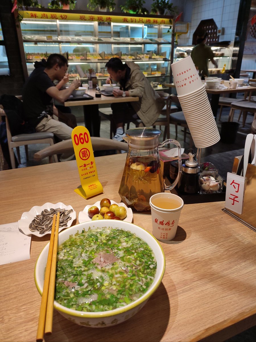 GarthAures's tweet photo. It’s 2 a.m. at the tiny street-side eatery. Steaming hot ramen, a side of pickles, and quiet nods to lonely folks—this is the kind of warmth that fits the midnight hour. https://t.co/UxzSHZUqc1