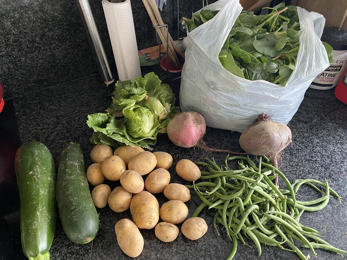 rrwwm's tweet photo. #SeptemberWeerdan #eten wie houdt er niet van? https://t.co/bZoTOqglZA