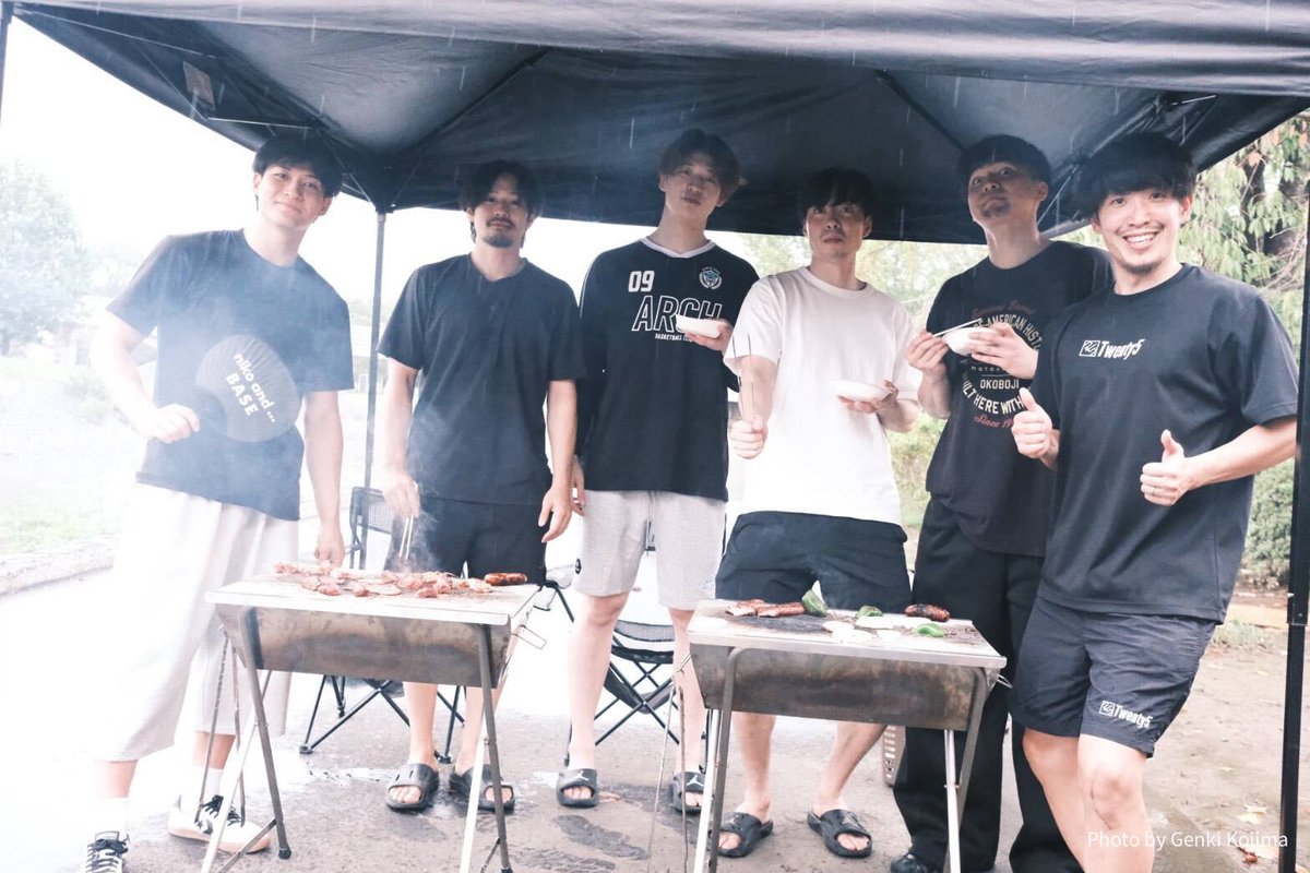 ibarakirobots's tweet photo. 𝗢𝗙𝗙 𝗗𝗔𝗬 🍖
↳ 𝗻𝗶𝗸𝗼 𝗮𝗻𝗱 ... 𝗕𝗔𝗦𝗘

ある日のオフショット📸

選手たちが「niko and … BASE」でBBQを楽しみました！
開放的な空間で、リラックスした時間を過ごしました🌿

📷 Photo by #小島元基 / #久岡幸太郎

#茨城ロボッツ https://t.co/BzMVz3kBzr