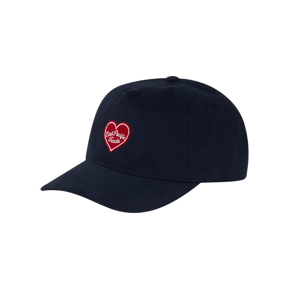 TeamLTY's tweet photo. #TAEYONG will be featured in the October 2026 issue of GQ Korea

EPT AW26 Collection, FIELD NOTES
👕 Front Heart Nibble T-Shirt (White)
🧢 Heart Logo Cap (Dark Navy) https://t.co/qwsYKfwWhf