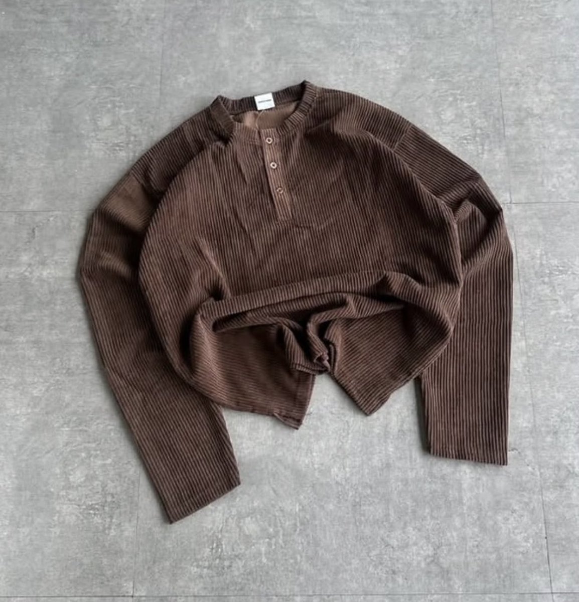 Intellectual_OT's tweet photo. Corduroy henley top

🏷️ 23k each for all sizes 

Kindly Rt 🙏🏽 https://t.co/VvO0vD92YU