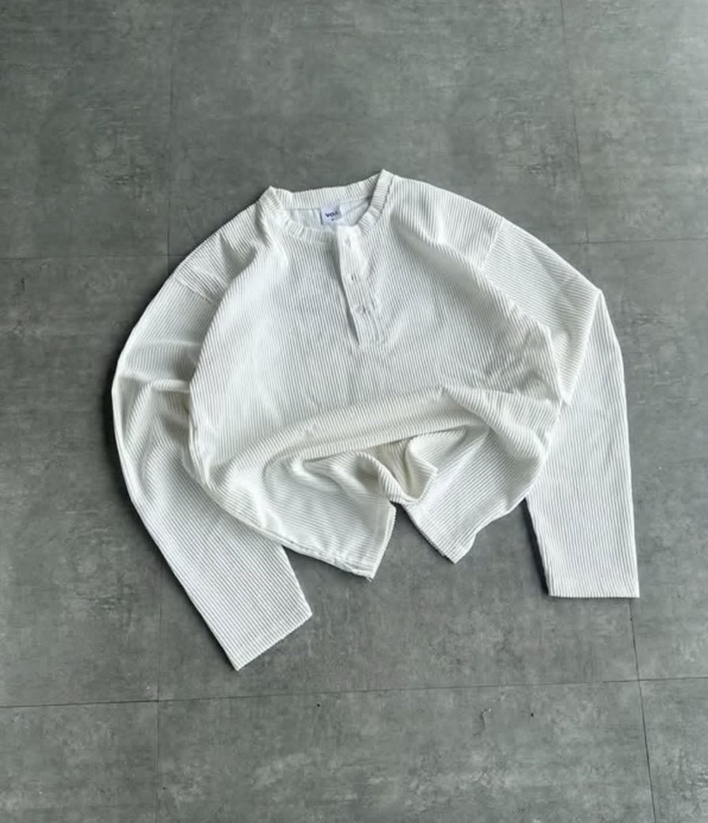 Intellectual_OT's tweet photo. Corduroy henley top

🏷️ 23k each for all sizes 

Kindly Rt 🙏🏽 https://t.co/VvO0vD92YU