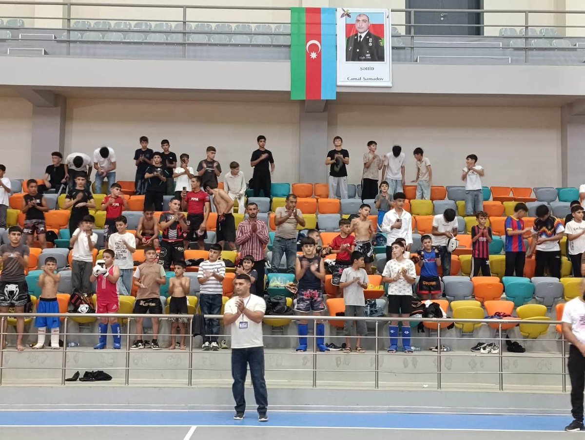 gii_neftcala's tweet photo. 🤼‍♂️ Neftçalada MMA turniri keçirilib!
13 sentyabrda Şəhid Camal Səmədovun xatirəsinə həsr olunmuş turnirdə 97 idmançı mübarizə aparıb. 🥇
#AZEidman #AZEsport #NeftçalaGİS https://t.co/29RAEnZXOn