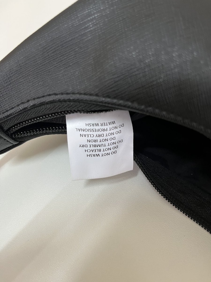 pemxex's tweet photo. EMIS (Hobo Bag) 
ราคา 590 
#ส่งต่อemis #ส่งต่อกระเป๋า https://t.co/k9E5JlIx2Q