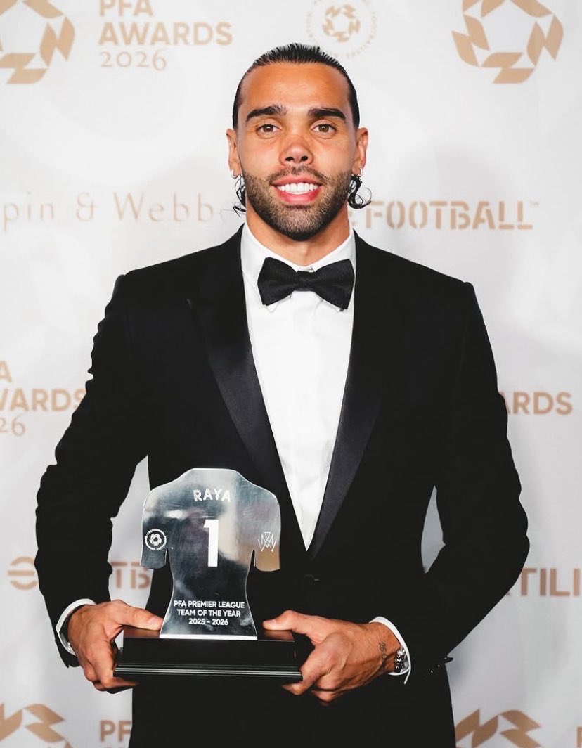 PatrickTimmons1's tweet photo. Happy 31st birthday to the best goalkeeper in the world, David Raya! https://t.co/Id8632kvQx