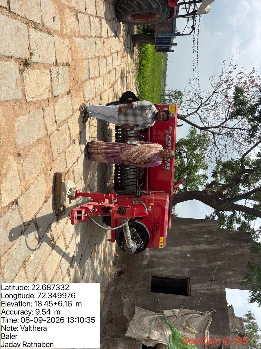 RAVIPRA78861856's tweet photo. मैं धोलका तालुका का ग्रामसेवक हूँ।
किसानों तक सरकारी योजनाओं एवं सेवाओं को पहुँचाने की जिम्मेदारी निभा रहा हूँ।

मेरी मांग सिर्फ मेरे लिए नहीं, किसानों को और मजबूत बनाने के लिए है।

ग्रामसेवकों की न्यायसंगत मांगों का समाधान करें।

#GramsevakNyayLadat
@PMOIndia @CMOGuj https://t.co/p1MmASJEz3