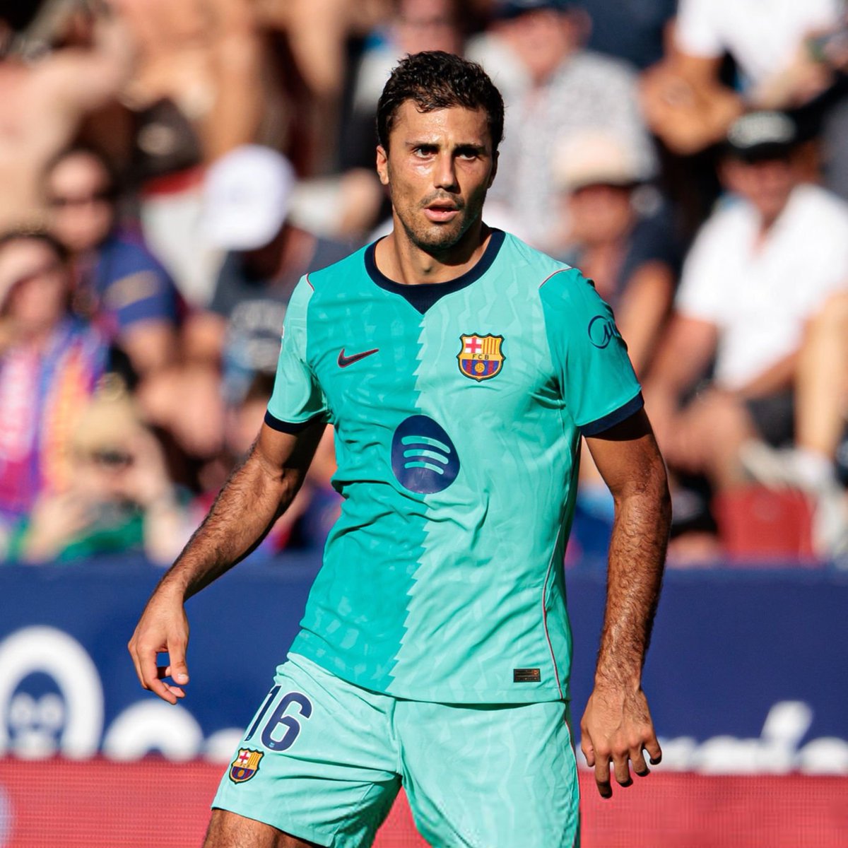 _BeFootball's tweet photo. 🚨 Rodri 🇪🇸 : « ÉVIDEMMENT QUE JE RECRUTERAIS JULIÁN ÁLVAREZ 🇦🇷 ! » 😎💙❤️

« C'EST UN JOUEUR SENSATIONNEL. Évidemment que je recruterais Julián ! 

J'ai eu la chance de passer 2 ans avec lui, et C'EST UN JOUEUR TOUT SIMPLEMENT INCROYABLE. »

(@mundodeportivo) https://t.co/HBqIfQM8NN