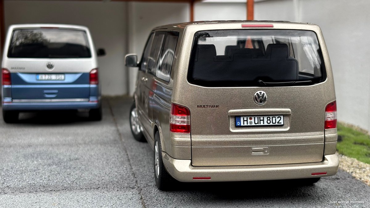 justsomemodels's tweet photo. 1:18 Volkswagen T5 Multivan 2003, Wheatbeige metallic - Norev

#volkswagen #volkswagentransporter #vwt5 #vw #vwtransporter #vwbus #vwt5 #vwmultivan #transporter #transportert5 #t5 #multivan #118scale #scalemodel #diecast #modelcar #miniature #norev #jsm #justsomemodels https://t.co/WTOgE0tExY