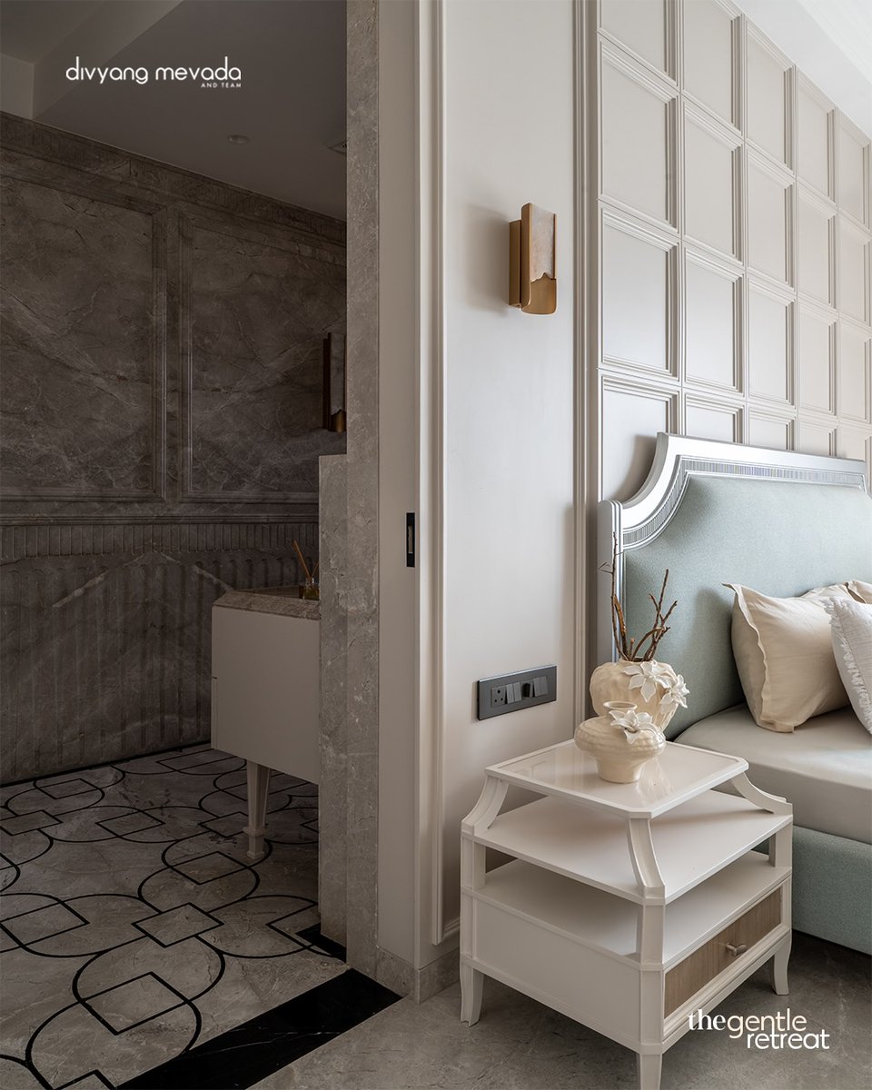 FallonLare3kq's tweet photo. Every well-designed bedroom begins with understanding how it should feel: understated luxury, soft neutral tones, elegant panelling, natural stone textures, seamless storage, and balanced proportions. A large mirror expands the space, while subtle https://t.co/t315QN7O7K