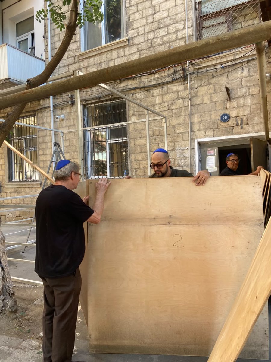 SumgaitJewish's tweet photo. 🌿 Sukkot Preparations in Sumgait

The Sumgait Jewish Religious Community is preparing the sukkah for the upcoming holiday of Sukkot.

Building the sukkah is an important Jewish tradition, reflecting unity, hospitality, humility, and connection to Jewish heritage. 🕍🌿

#Sukkot https://t.co/9pxJ7eaoQf