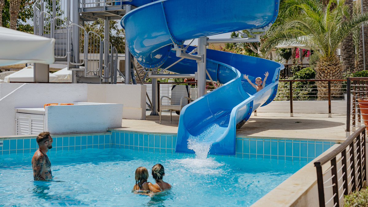 goldencoastcy's tweet photo. The summer holidays may be winding down, but family memories never do. 💙
A few more swims, a few more playground adventures and plenty of time together by the sea.
https://t.co/fqVaoadElz
#GoldenCoastBeachHotel #FamilyHoliday #KidsPool #KidsPlayground #Protaras #FamilyMemories https://t.co/zHop328U9K