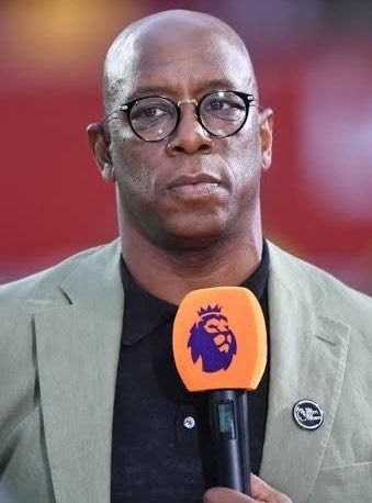 David_Ornside's tweet photo. 🚨🗣 Ian Wright blames Michael Carrick for Manchester united downfall:

"Michael Carrick is making a very big mistake this season, He had a squad that did pretty well for him last season but this season, He brought in Rashford and he is trying to accommodate him"

"One of the reasons why Manchester united performed well last season was because Rashford wasn't there, and the coach who sent him out on loan knew that was the best thing to do but now that Carrick brought him back to the dressing room, Everything is falling apart"