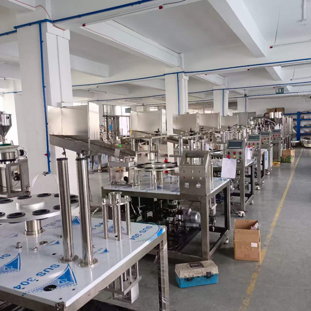 USmachinesNEWS's tweet photo. Soft tube laminate soft tube filling sealing packaging machine in production workshop.Soft tube hose filling sealing machine for filling and sealing products like toothpaste, hand cream, and ointments into laminated or plastic tubes.#tubefillingsealingmachine https://t.co/4zwR0QuZzj