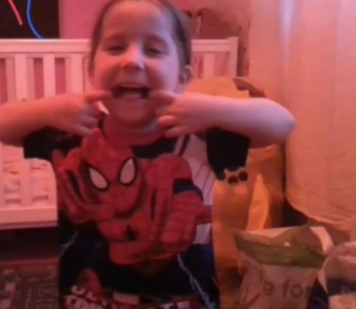 kinderbonedo's tweet photo. ֪֪  ִ  ᧔𝟈ྀི  ͜ ܸ  ͜ ‿ ݄ 𝟅ϱ mels #mcutwt #moothunt #spideytwt #intro !!¡
09 She/Her,     DNF  -13 or 20+ ; dms open^^
꒰  ୨୧  ꒱ new to #marveltwt
♡ / ↺ to be moots ୨୧˚.⁺˖ ࣪⊹
#spideytwt #spiderman� #ironman #irondad #marvel #spideypool #petermj #peterned https://t.co/EBhd9w4ffV