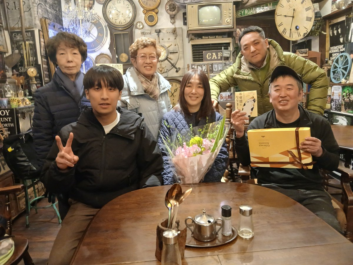 aikocafe1197's tweet photo. 習志野市内には　子ども食堂が11団体あり　2月にgiving Treeの山田さんが引っ越されるので　送別会を兼ねて蘇洲に集まって頂きました

皆さん志を同じくし優しい人ばかりです https://t.co/8VFeMXxUdt