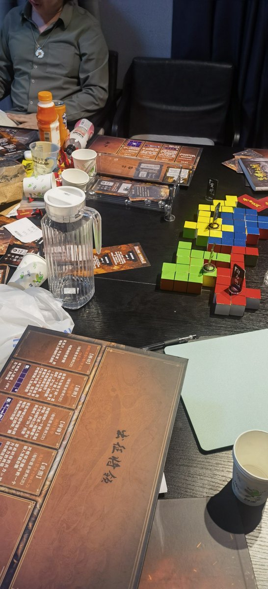 BlaineCangq6's tweet photo. Just survived a chaotic but mind-blowing murder mystery dinner! The clues, the characters, and the plot twists had my brain racing—10/10 for ultimate fun with friends. ♂ https://t.co/DMBb7oFEX3