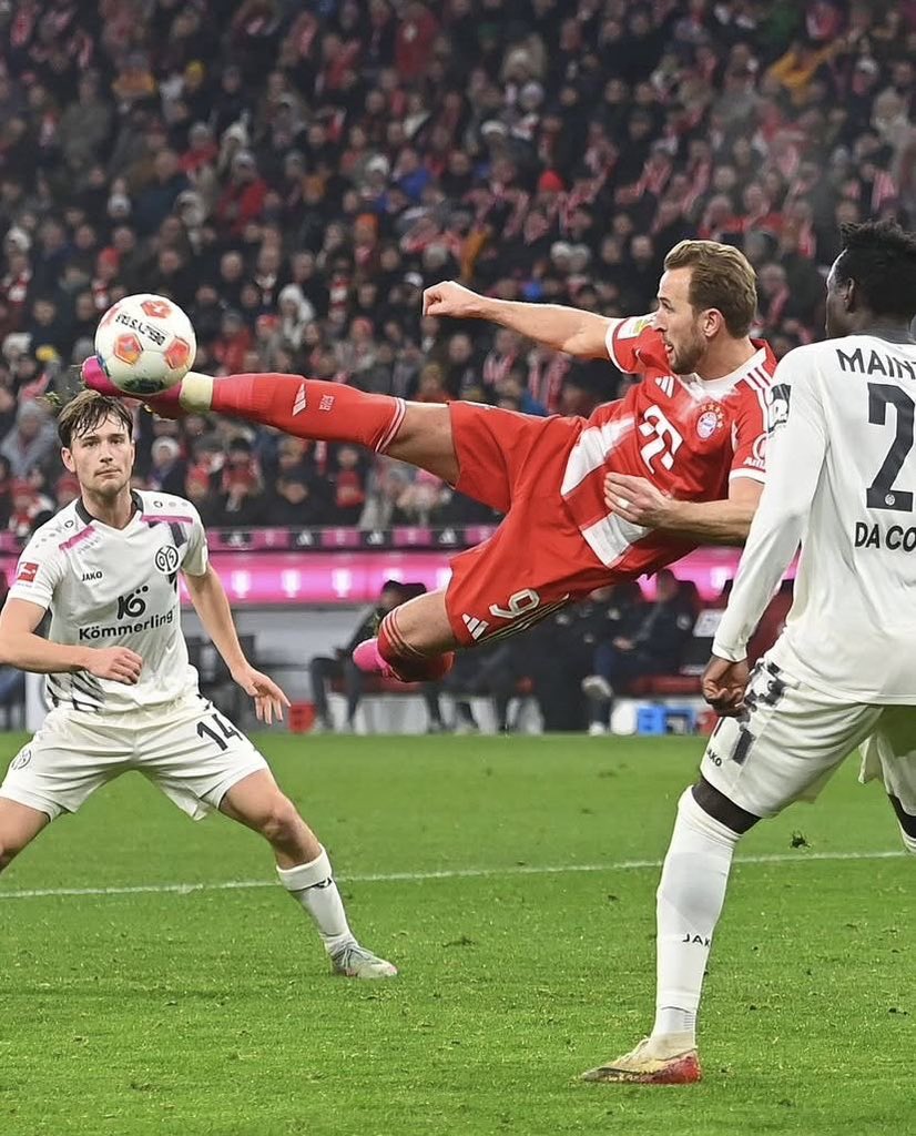 Thegame_report's tweet photo. 🚨Thomas Muller on who really deserves to win the Ballon D’or 

“Harry Kane was impressive last season, he scored the most goals in Europe top 5 league, he won the league and reached the champions league and World Cup semi finals, for me he should come ahead of Yamal, Mbappe, and the rest at the Ballon D’or”.