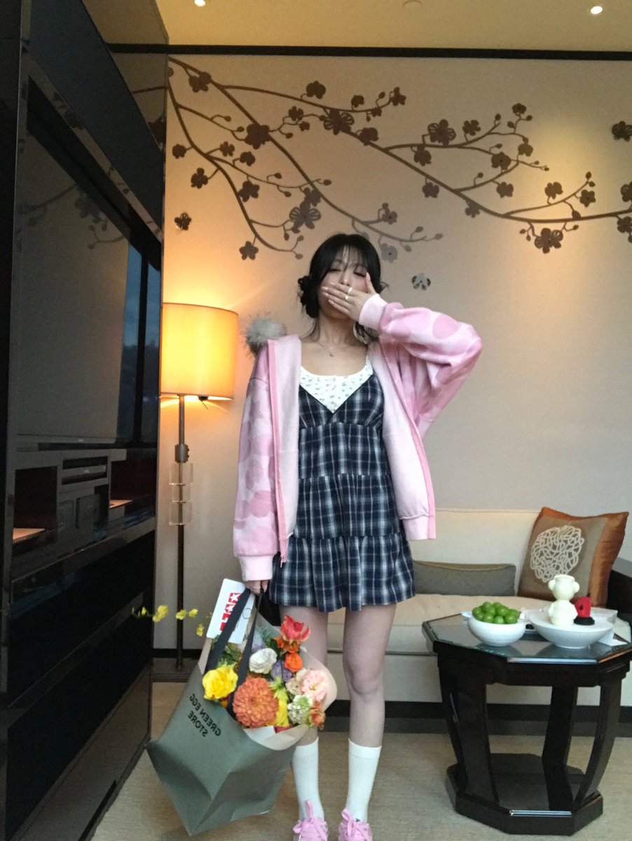 ahyeoniie's tweet photo. its all about pink !

#AHYEON #아현 #郑雅贤 #アヒョン
#BABYMONSTER #베이비몬스타 https://t.co/y1kgbwiSuI