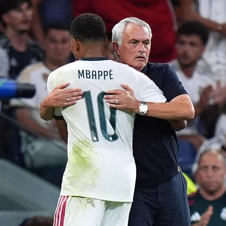 MadridXtra's tweet photo. 🚨 Kylian Mbappé has played every minute this season — 540 out of 540.

Jose Mourinho always wants him on the pitch to maintain his rhythm, boost his confidence and fuel his hunger for goals. @marca https://t.co/ieAbUQooMo