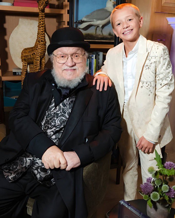 maidenvaults's tweet photo. a job will have you 11 years old with a 77 year old best friend like dang where tf mr george at today 😭 https://t.co/Nq5xlKfSyv