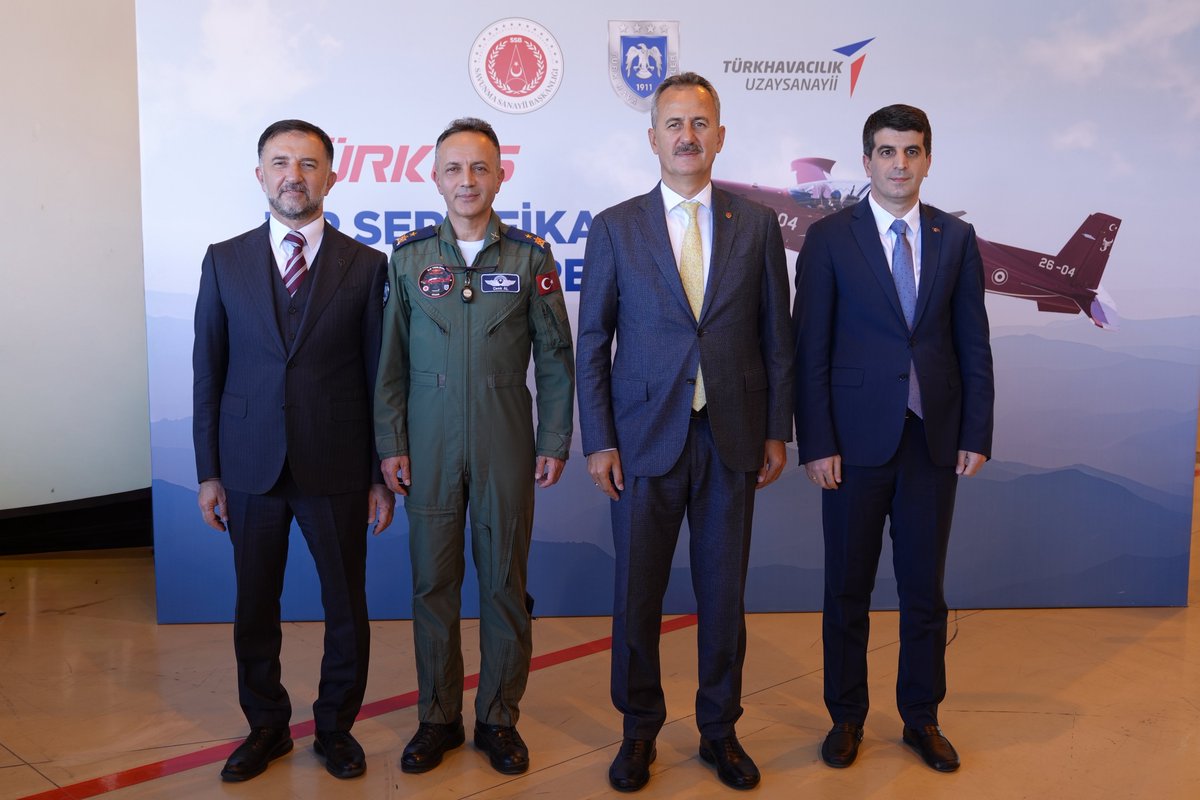 TUSAS_TR's tweet photo. HÜRKUŞ-II ile millî havacılığımızda önemli bir yetkinliği daha ülkemize kazandırdık. 🇹🇷

Askerî Tip Sertifikası ile taçlanan bu süreç, millî havacılık kabiliyetlerimizin gelişiminde önemli bir adım oldu.

HÜRKUŞ-II’mizin Askerî Tip Sertifikası ülkemize ve havacılık ekosistemimize hayırlı olsun. ✈️