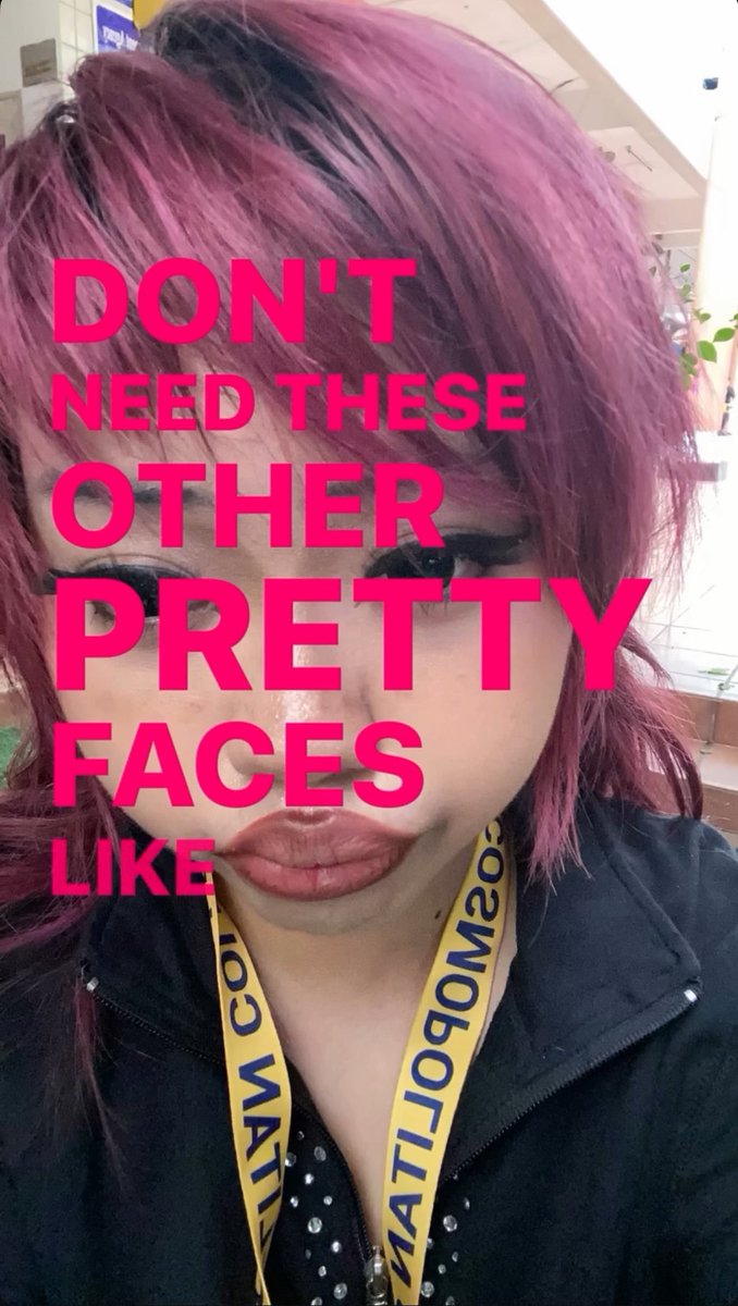 frostingpony's tweet photo. omg going Through My archives on insta and i absolutely miss this hair Color so soOo much It’s like faded purple so it looks red-ish https://t.co/iWdM0ml9ye