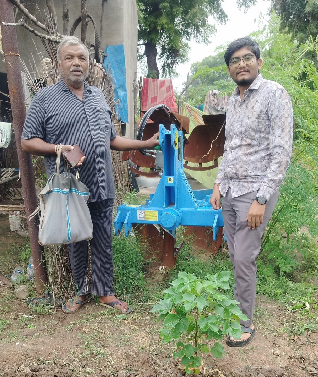 GSmandal_SNR's tweet photo. ग्रामसेवक किसानों तक सरकारी योजनाओं को पहुंचाने में महत्वपूर्ण भूमिका निभाते हैं। @AgriGoI @gujagridept से अपेक्षा है कि ग्रामसेवकों की समस्याओं का उचित समाधान किया जाएगा।
#GramsevakNyayLadat https://t.co/tXenZ6NHY3