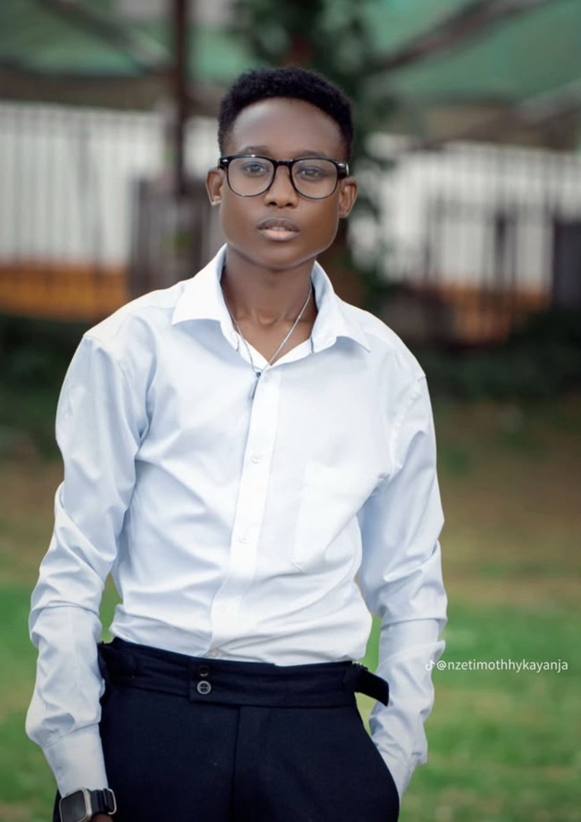 Ehmah_reports's tweet photo. Like Chameleone said Basiima Ogenze https://t.co/lHzAAyEXE9