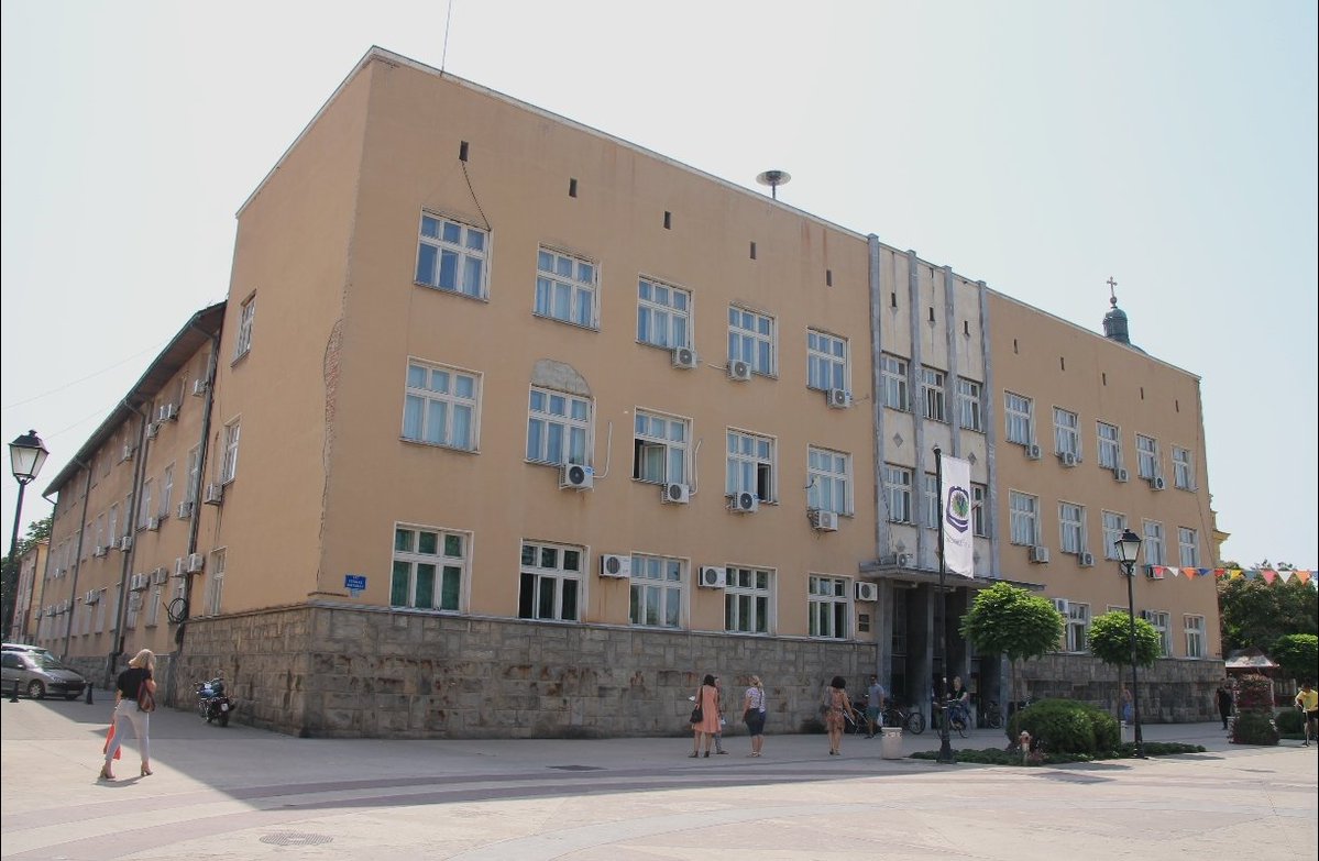 OkoNegotinsko's tweet photo. 🏛️ Danas hitna sednica SO Negotin
sednica Skupštine opštine Negotin zakazana je za 15. septembar u 13 časova.
Na dnevnom redu je rešenje o otuđenju građevinskog zemljišta neposrednom pogodbom u Prahovu.
#Negotin #Prahovo #SO Negotin #Vesti #Politika https://t.co/mfjLkpBIqG
