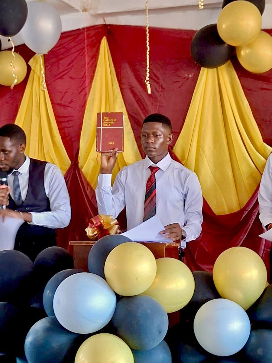 KISTkyengera's tweet photo. On the 11th of September, the KIST student’s guild cabinet was sworn in after a handover ceremony from the outgoing guild cabinet. 

We would like to congratulate our new student leaders and wish them a successful journey in service to the KIST community. 😇🙏🏾 https://t.co/6UgRhJWv2t