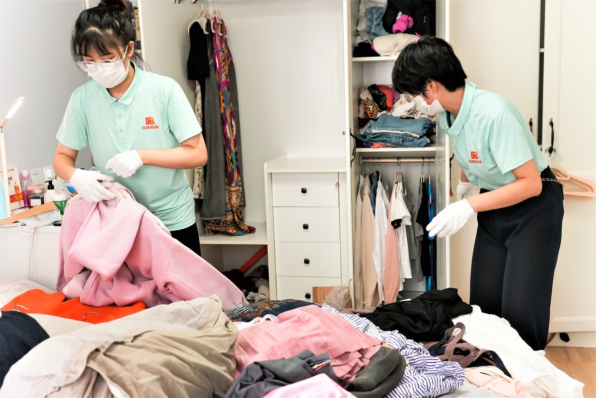 Mertiboooiiiiii's tweet photo. Sorting out old things this weekend Pro tip: Donate what you don’t use, small stuff first keeps it stress-free! https://t.co/rGy3AXJt3V