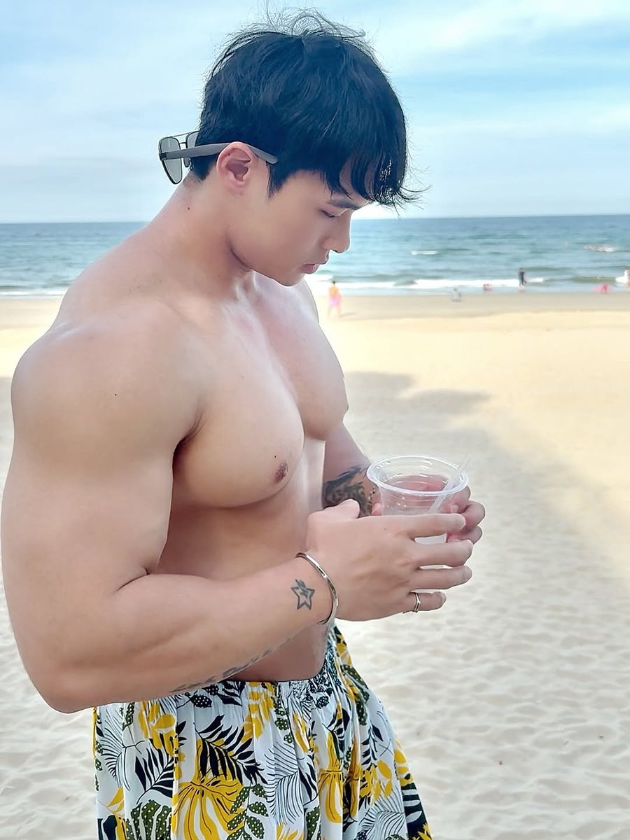 muscleast's tweet photo. 🔎 hsinn https://t.co/wRpAyR1WBV