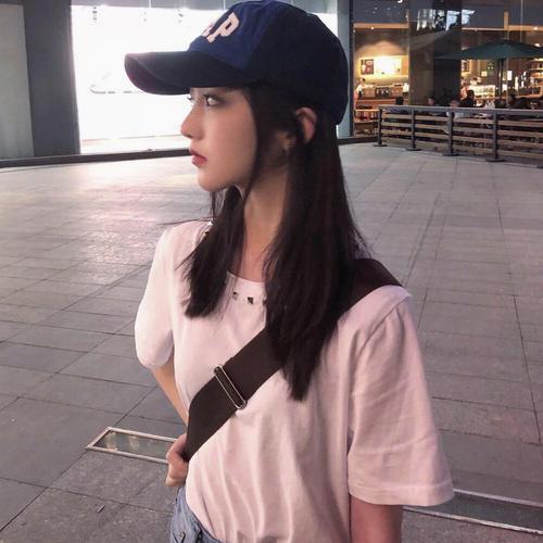 gg_momal's tweet photo. 💎 🌺 Why is my inbox a disaster zone https://t.co/Svxgv6XCjo