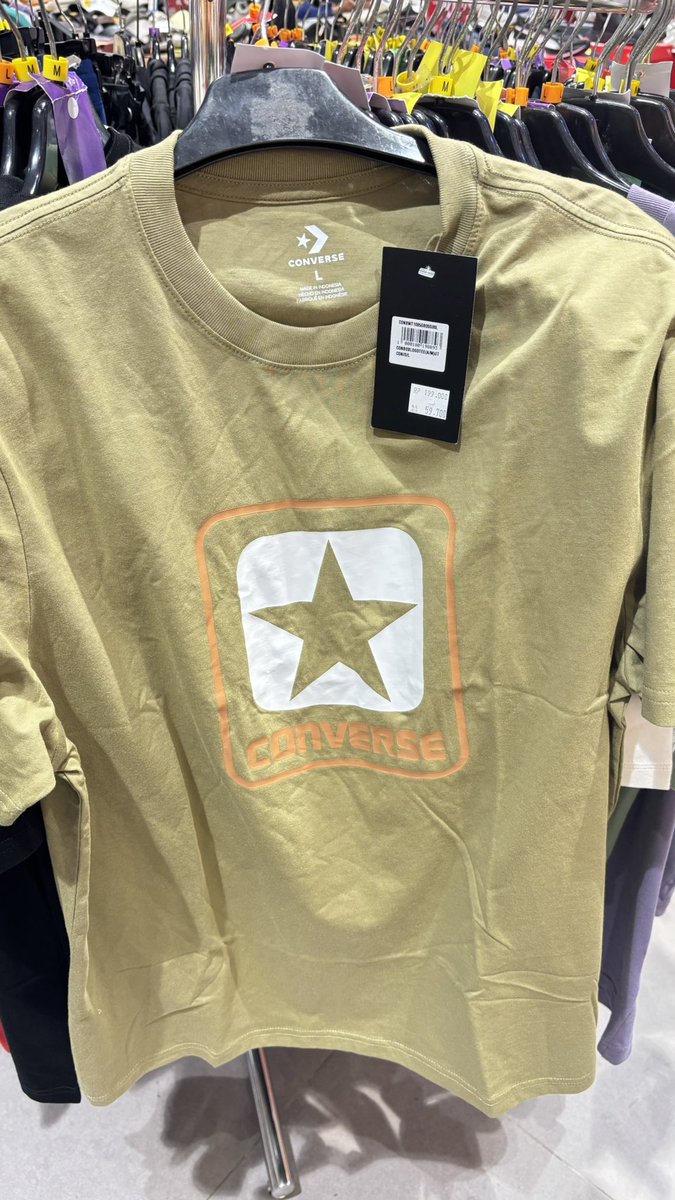 daisyday_jastip's tweet photo. guys… sport station disc up to 70% 😭 banyak baju under 100K?! gas jastip aja, fee start 5K 🛒💨
bisa join wa grup : https://t.co/CoJaVLim6x https://t.co/lbpjB851g5