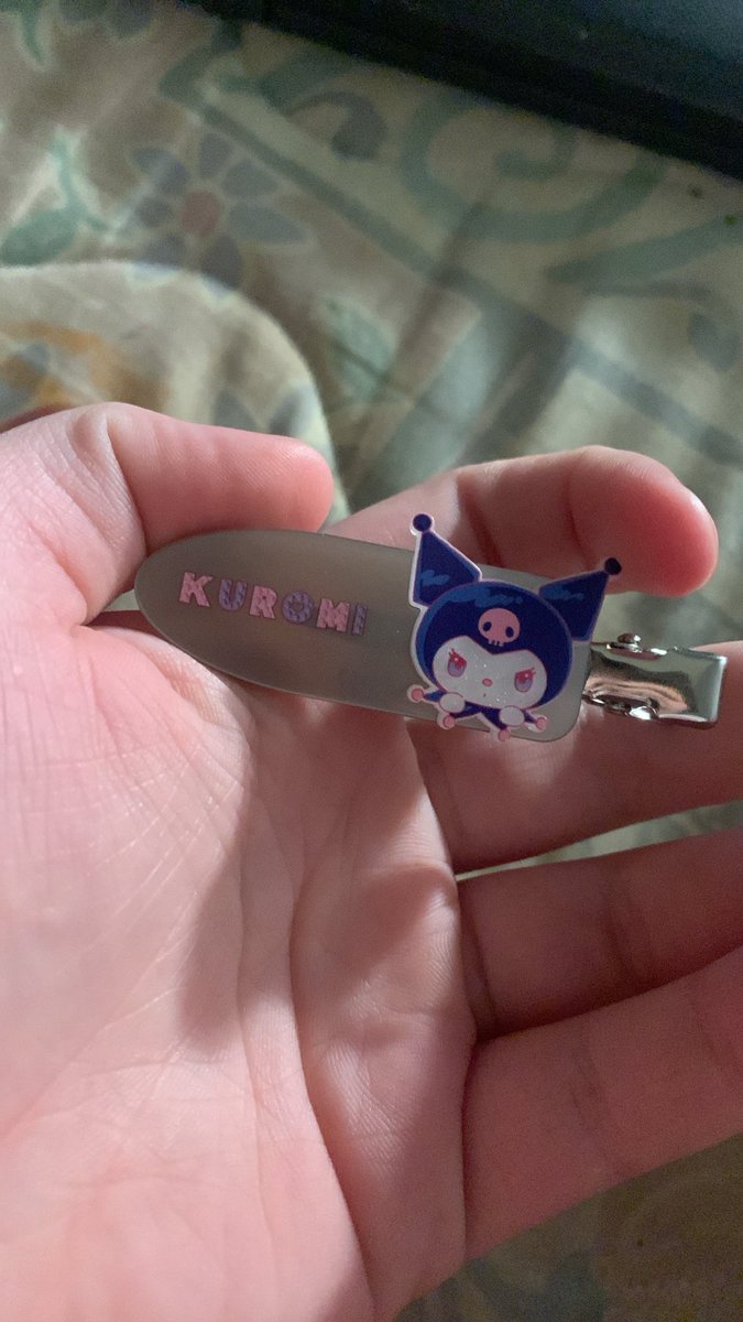 jayjaysthestore's tweet photo. i love the matching clip i have with my friend so cutttee arrgrghh https://t.co/bglcwCY5Fb