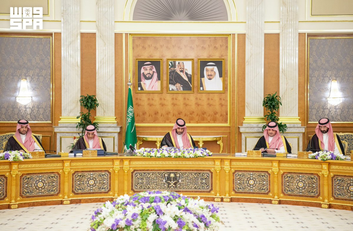 alsaud1ksa's tweet photo. سمو #ولي_العهد الأمير #محمد_بن_سلمان‌ 
يرأس جلسة #مجلس_الوزراء في جدة. https://t.co/5GPfX6ienu